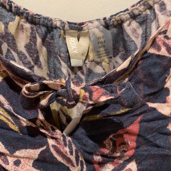 NWT. Roxy summer dress - Picture 5 of 11